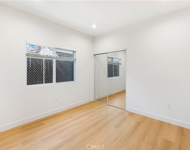 4042 Somers - Photo Thumbnail 12