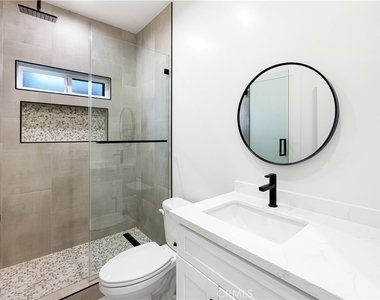 4042 Somers - Photo Thumbnail 15