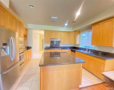 8943 Emperor Avenue - Photo Thumbnail 8