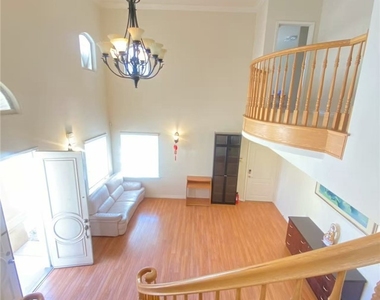 8943 Emperor Avenue - Photo Thumbnail 5