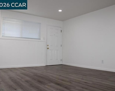 527 Vaqueros Ave - Photo Thumbnail 1