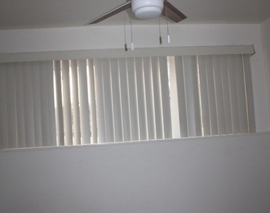 527 Vaqueros Ave - Photo Thumbnail 19
