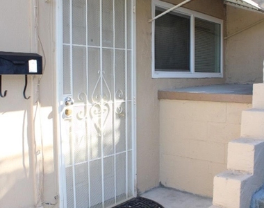 527 Vaqueros Ave - Photo Thumbnail 14