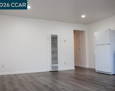 527 Vaqueros Ave - Photo Thumbnail 6