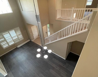 2309 St Augustine Dr - Photo Thumbnail 3