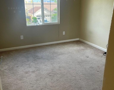 2309 St Augustine Dr - Photo Thumbnail 22