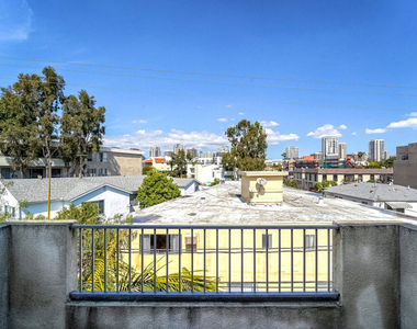 10633 Eastborne Avenue - Photo Thumbnail 23