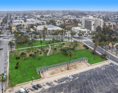 2101 Ocean Avenue - Photo Thumbnail 2