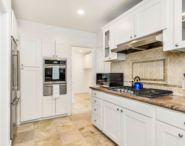 2101 Ocean Avenue - Photo Thumbnail 12