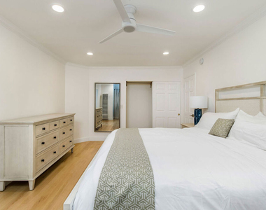 2101 Ocean Avenue - Photo Thumbnail 21
