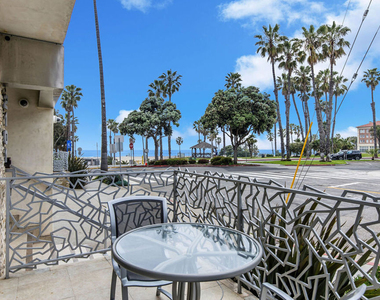 2101 Ocean Avenue - Photo Thumbnail 24