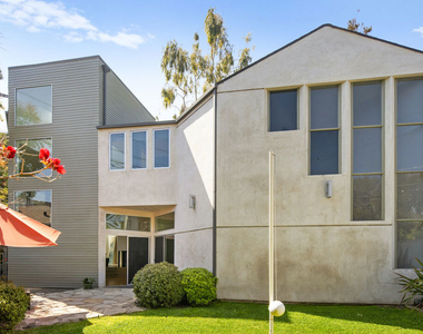 278 Entrada Drive - Photo Thumbnail 1
