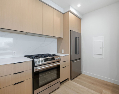 3555 Overland Avenue - Photo Thumbnail 2