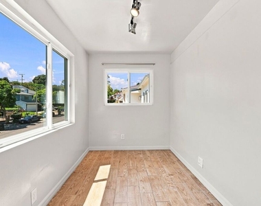 5412 Marburn Avenue - Photo Thumbnail 16