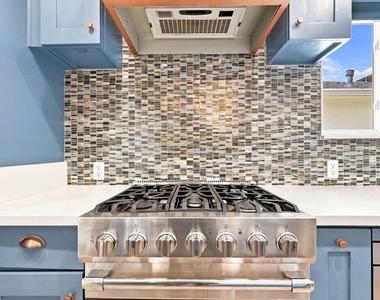 5412 Marburn Avenue - Photo Thumbnail 12