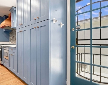 5412 Marburn Avenue - Photo Thumbnail 14