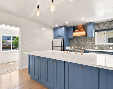 5412 Marburn Avenue - Photo Thumbnail 8