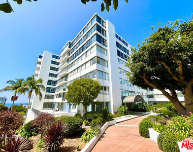17350 W Sunset Boulevard - Photo Thumbnail 19