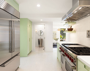 1341 Sierra Alta Way - Photo Thumbnail 7