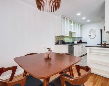 1275 Havenhurst Drive - Photo Thumbnail 18