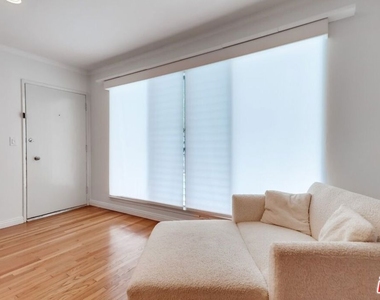 1275 Havenhurst Drive - Photo Thumbnail 14