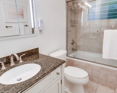 1275 Havenhurst Drive - Photo Thumbnail 48