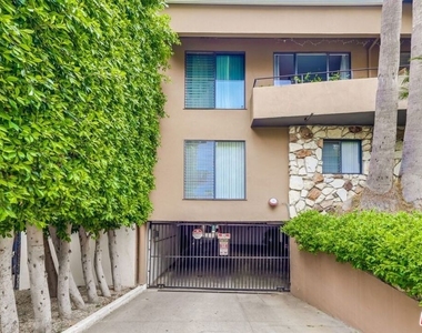 1275 Havenhurst Drive - Photo Thumbnail 56