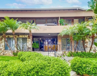 1275 Havenhurst Drive - Photo Thumbnail 2
