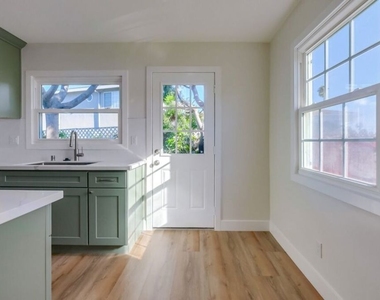 8358 Kittyhawk Avenue - Photo Thumbnail 6
