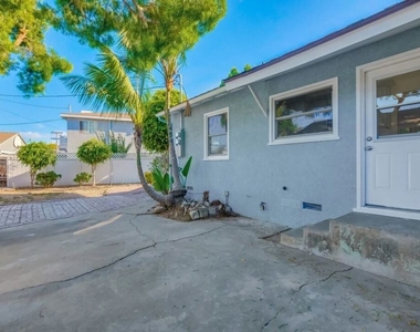 8358 Kittyhawk Avenue - Photo Thumbnail 25