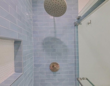 8358 Kittyhawk Avenue - Photo Thumbnail 18