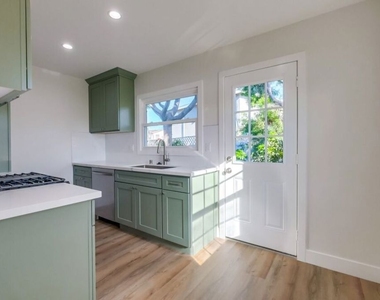 8358 Kittyhawk Avenue - Photo Thumbnail 8