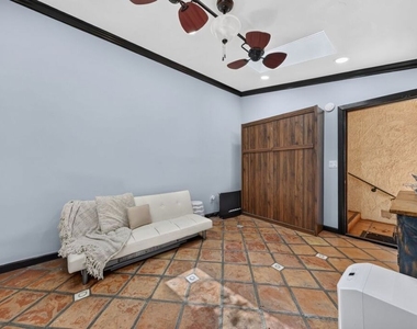 9031 Phyllis Avenue - Photo Thumbnail 10