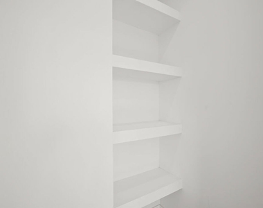 1331 N June Street - Photo Thumbnail 21