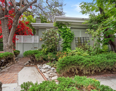 9024 Keith Avenue - Photo Thumbnail 22