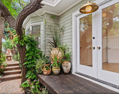 9024 Keith Avenue - Photo Thumbnail 44