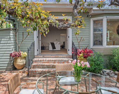 9024 Keith Avenue - Photo Thumbnail 18