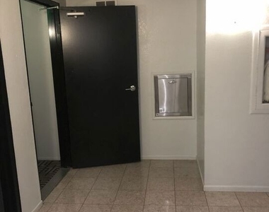 1515 S Beverly Drive - Photo Thumbnail 12