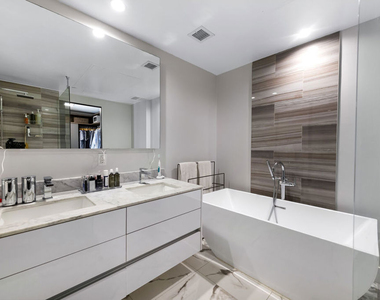 1345 Havenhurst Drive - Photo Thumbnail 22