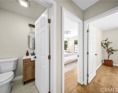 4038 Denny Avenue - Photo Thumbnail 12