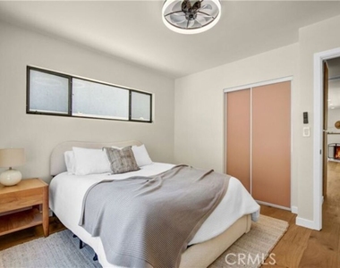 4038 Denny Avenue - Photo Thumbnail 18