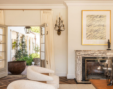 115 N Carolwood Drive - Photo Thumbnail 10
