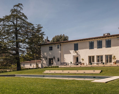 115 N Carolwood Drive - Photo Thumbnail 1
