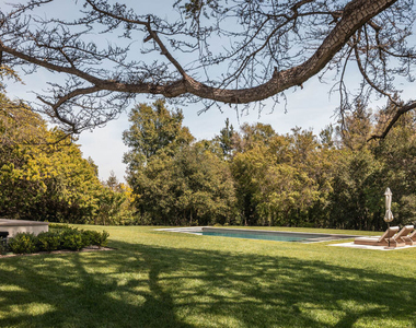 115 N Carolwood Drive - Photo Thumbnail 43