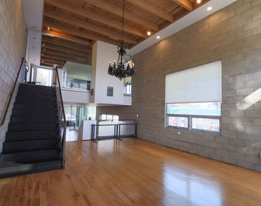 6615 Melrose Avenue - Photo Thumbnail 14