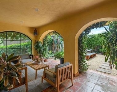4370 Hillview Dr - Photo Thumbnail 2