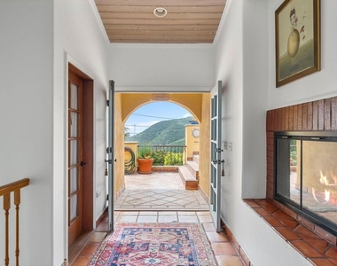 4370 Hillview Dr - Photo Thumbnail 12