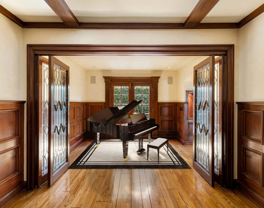 231 14th Street - Photo Thumbnail 7