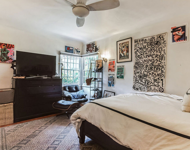 451 Veteran Avenue - Photo Thumbnail 22
