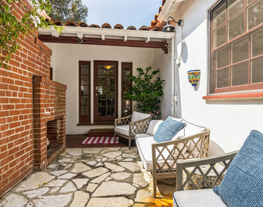 451 Veteran Avenue - Photo Thumbnail 2